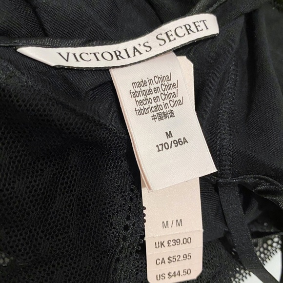 Victoria’s Secret Lace Trim Nightgown Cami Slip - Picture 8 of 8